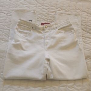 Gloria Vanderbilt High Rise White Jeans